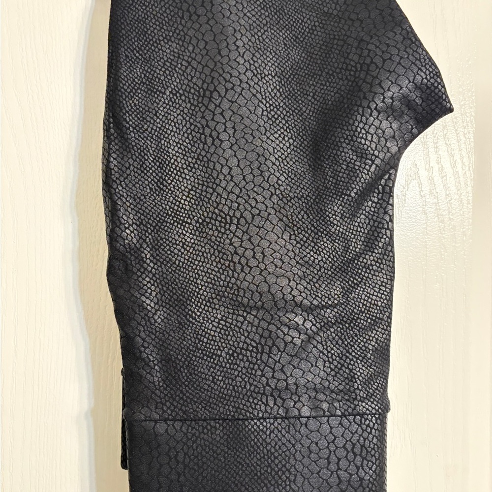 Torrid Black Textured Pixie Pants